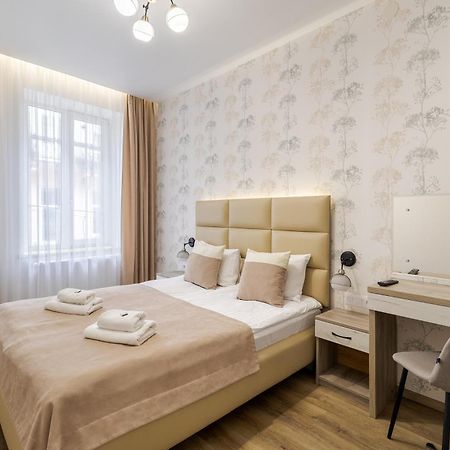 Demar Apart Vicheva Lviv Dış mekan fotoğraf